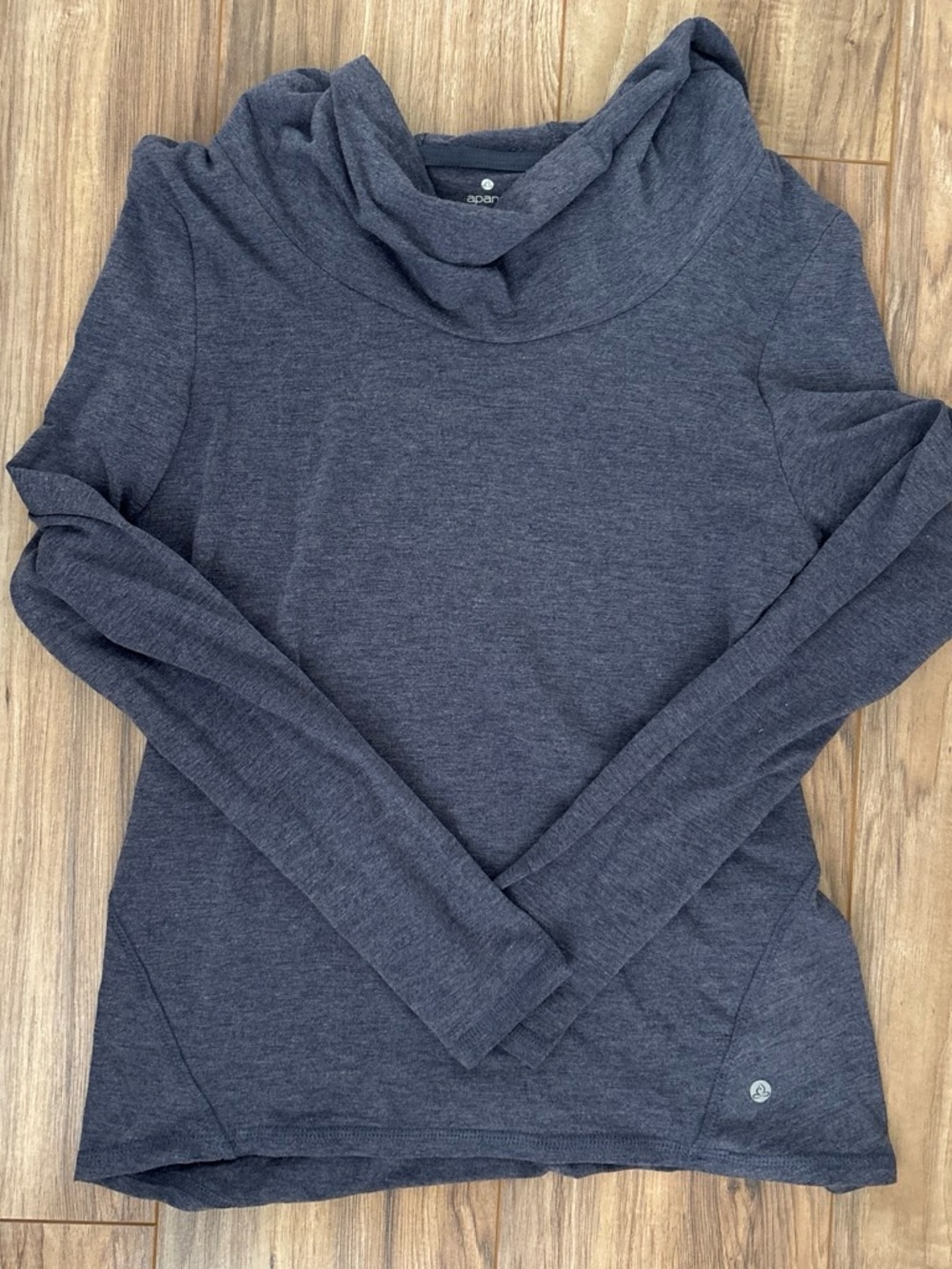 Apana Sweatshirt